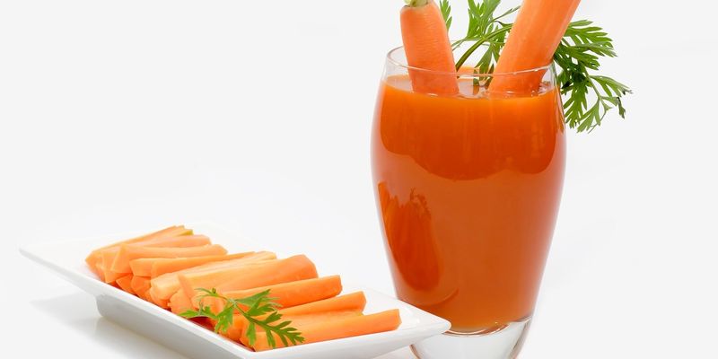 Полезные свойства морковного фреша