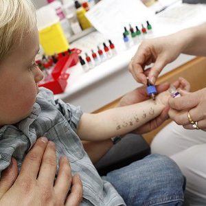 Какая может быть аллергия у детей до года thumbnail