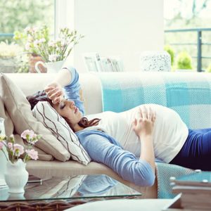 Что принимать при головной боли беременной женщине thumbnail