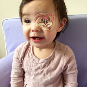 Ребенок ушиб около глаза